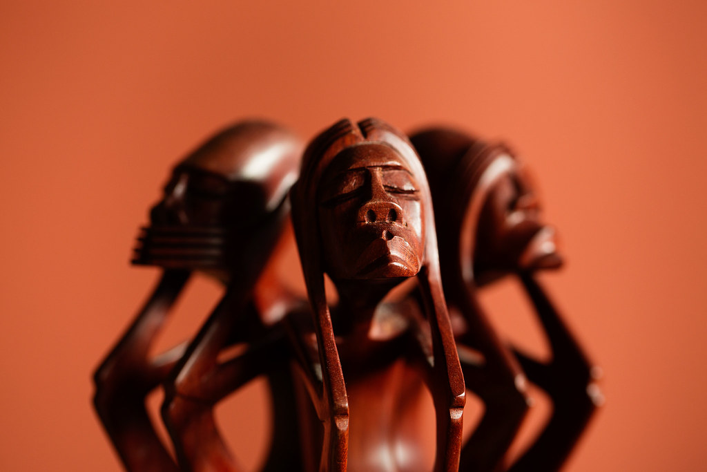 Public Speaking – Authenticity vs&nbsp;Performing